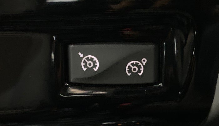 2020 Renault Duster RXZ 1.5 PETROL MT, Petrol, Manual, 20,767 km, Adaptive Cruise Control