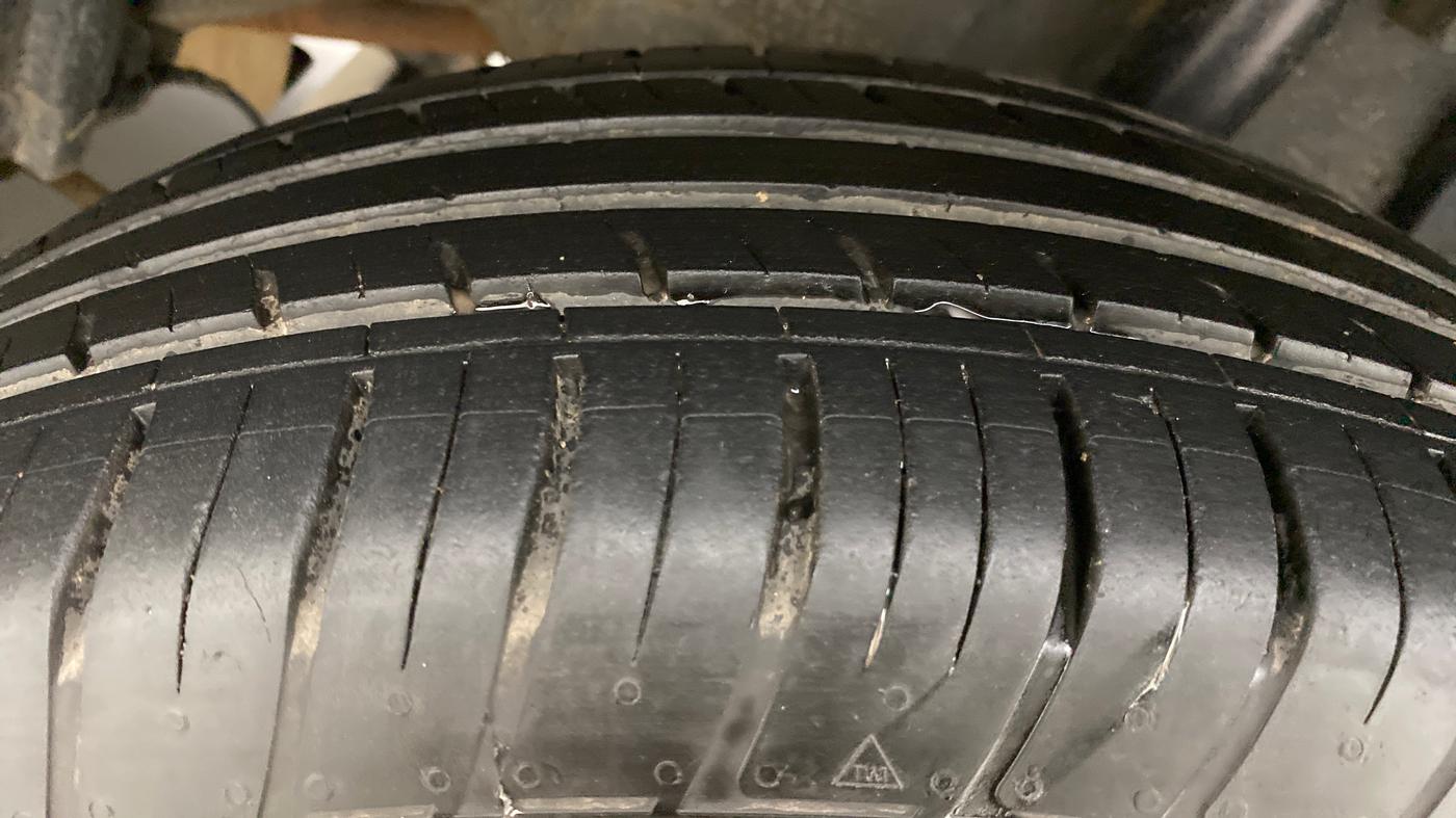 2020 Renault Duster RXZ 1.5 PETROL MT, Petrol, Manual, 20,767 km, Left Rear Tyre Tread