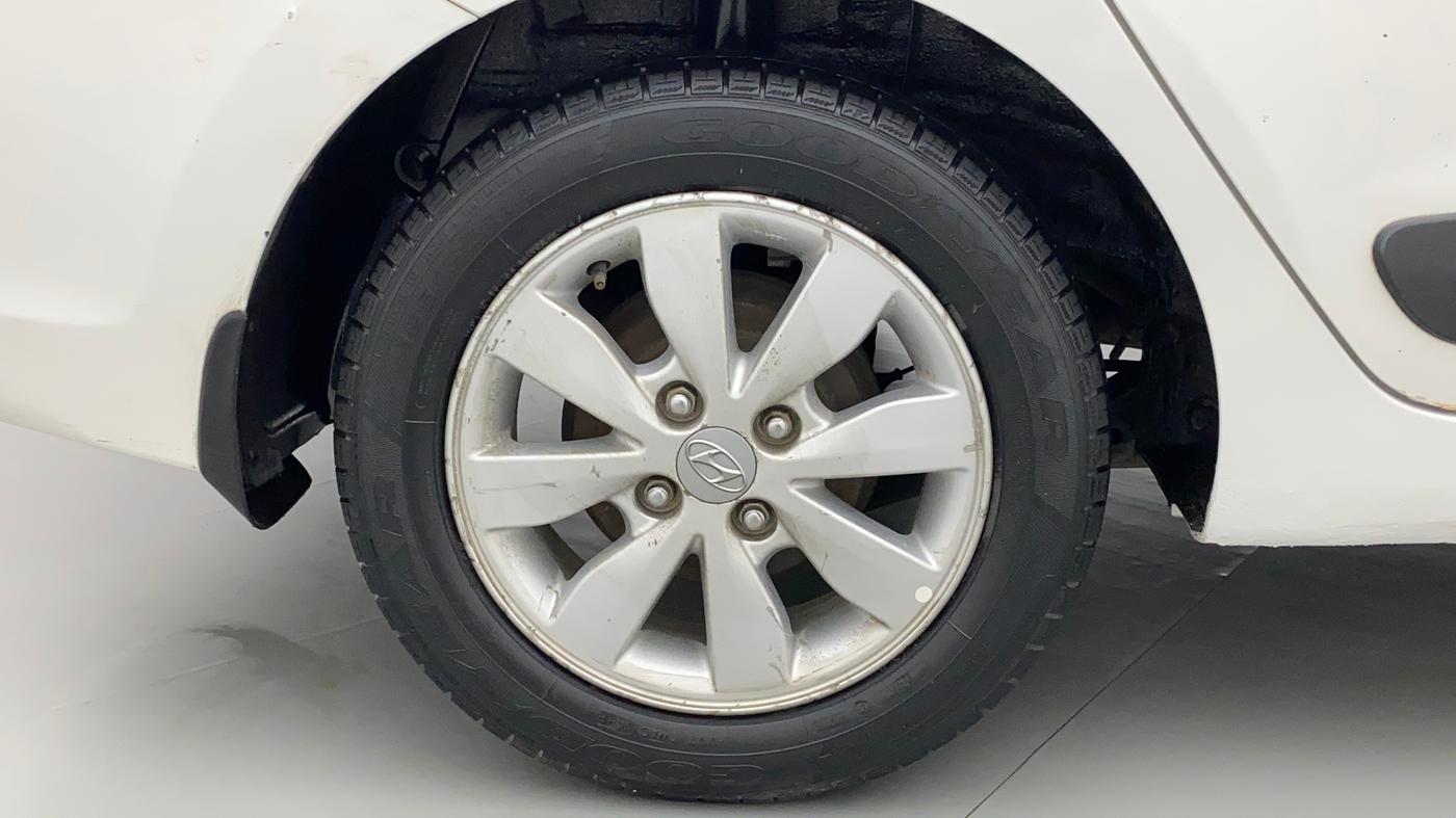2015 Hyundai Xcent S (O) 1.2, Petrol, Manual, 96,186 km, Right Rear Wheel