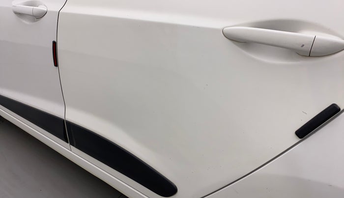 2015 Hyundai Xcent S (O) 1.2, Petrol, Manual, 96,186 km, Rear left door - Paint has faded