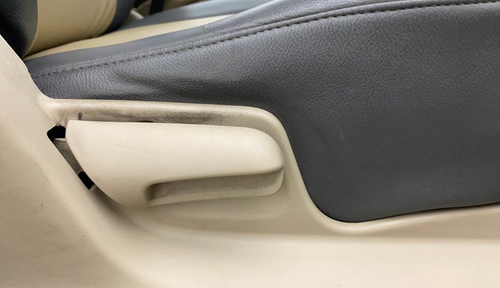 2012 Maruti Swift Dzire VXI, Petrol, Manual, 60,402 km, Driver Side Adjustment Panel