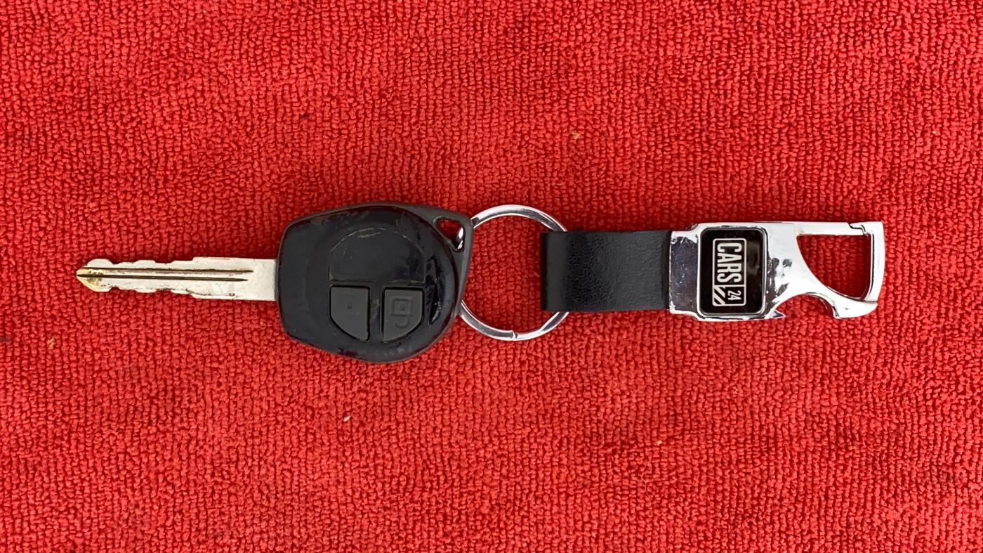 2012 Maruti Swift Dzire VXI, Petrol, Manual, 60,402 km, Key Close Up