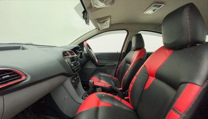 2018 Tata Tigor Buzz PETROL, Petrol, Manual, 28,410 km, Right Side Front Door Cabin