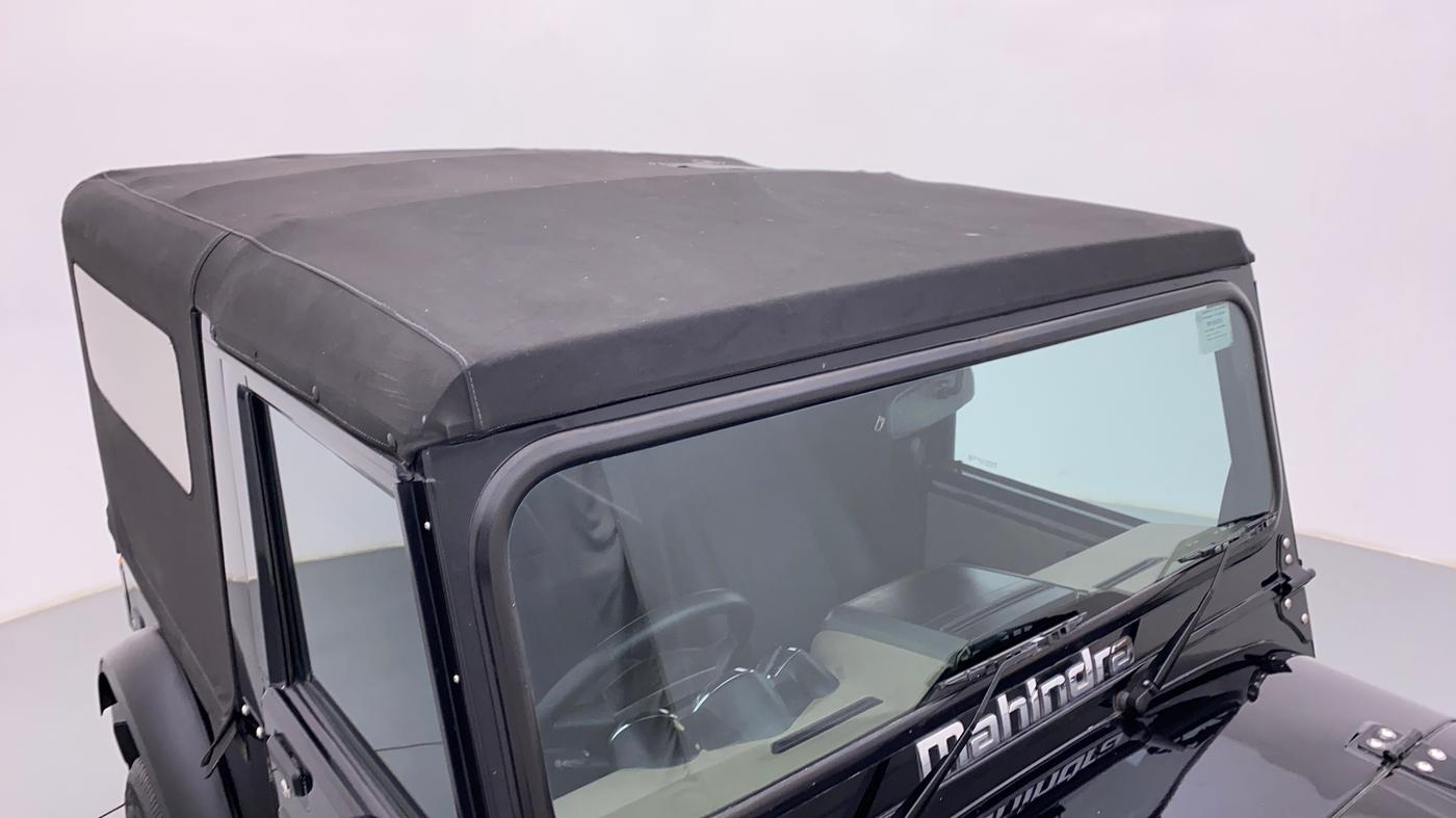 2017 Mahindra Thar CRDE 4X4 BS IV, Diesel, Manual, 46,425 km, Roof