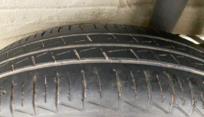 2021 Maruti S PRESSO LXI, Petrol, Manual, 35,273 km, Left Rear Tyre Tread