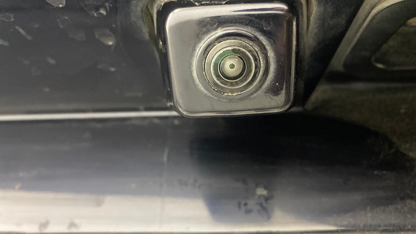 2023 Mahindra XUV700 AX 7 D AT 7 STR, Diesel, Automatic, 83,843 km, Parking Camera