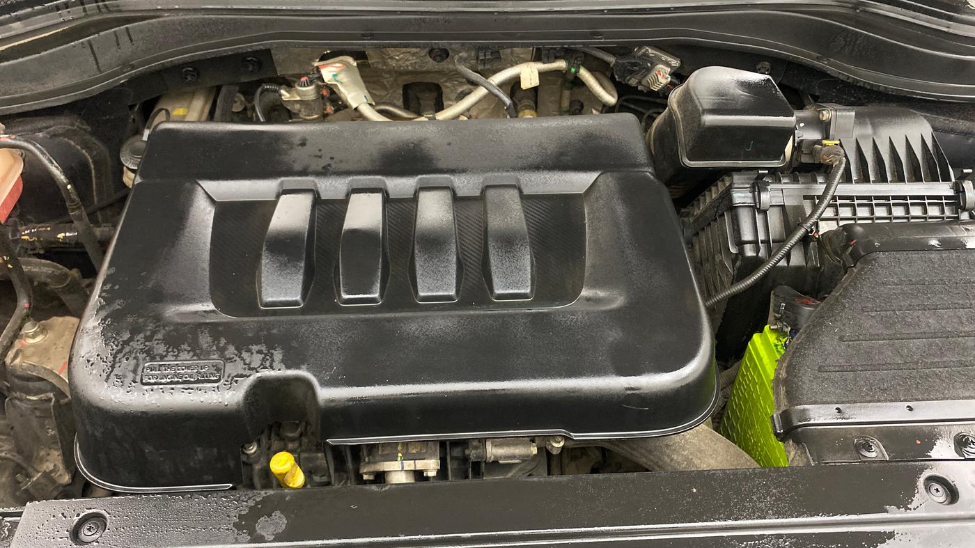 2023 Mahindra XUV700 AX 7 D AT 7 STR, Diesel, Automatic, 83,843 km, Engine View