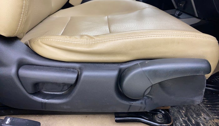 2017 Honda City 1.5L I-VTEC VX, Petrol, Manual, 67,763 km, Driver Side Adjustment Panel