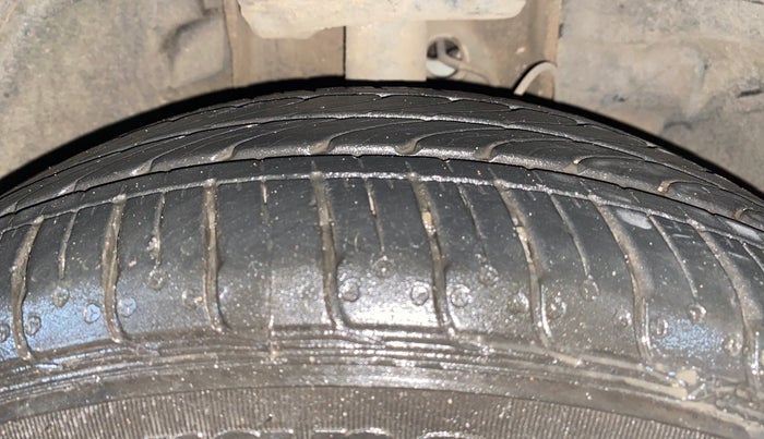 2021 Tata Tiago XZ PLUS PETROL, Petrol, Manual, 35,941 km, Right Front Tyre Tread