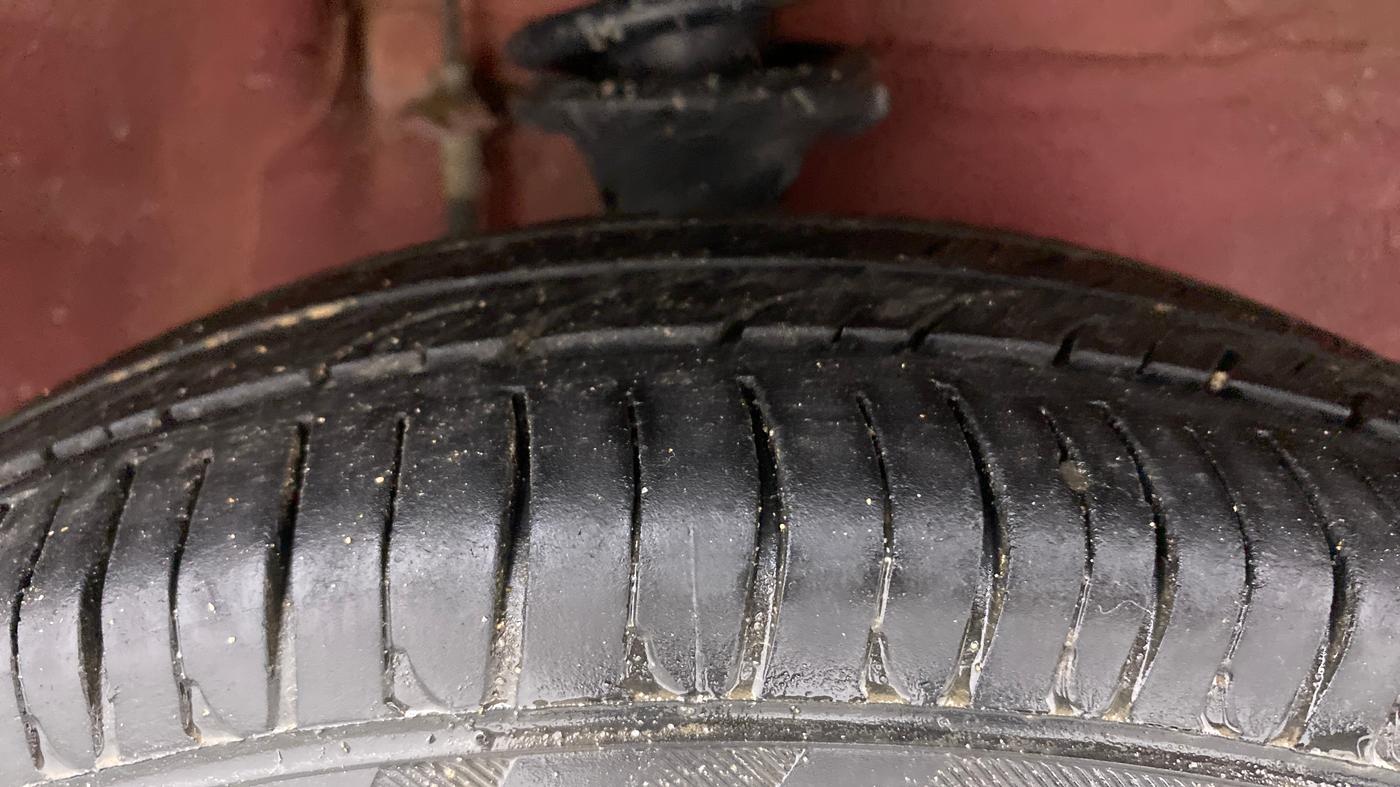 2017 Maruti Alto 800 VXI, Petrol, Manual, 79,037 km, Right Front Tyre Tread