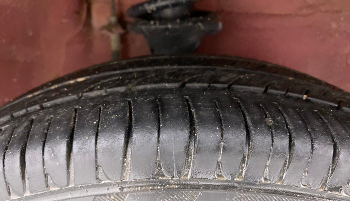 2017 Maruti Alto 800 VXI, Petrol, Manual, 79,037 km, Right Front Tyre Tread