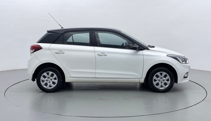 2018 Hyundai Elite i20 SPORTZ 1.2, Petrol, Manual, 25,638 km, Right Side View