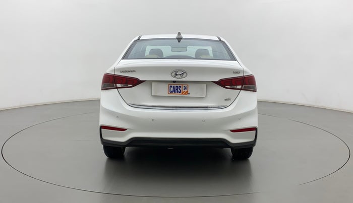 2018 Hyundai Verna 1.6 CRDI SX + AT, Diesel, Automatic, 48,257 km, Back/Rear