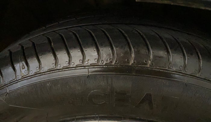 2019 Hyundai VENUE SX 1.0 TURBO DUAL TONE, Petrol, Manual, 74,862 km, Right Front Tyre Tread