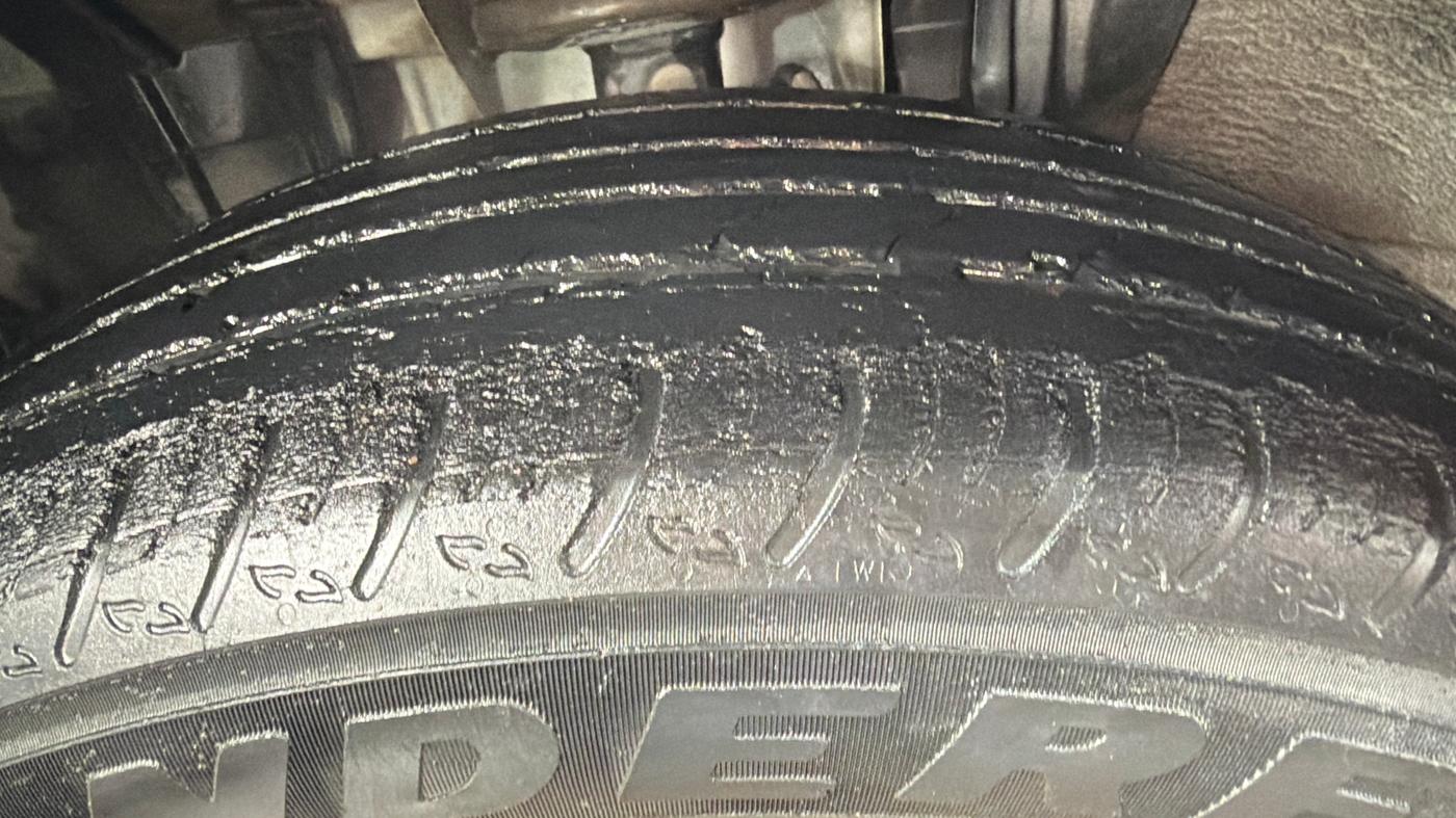 2021 Renault Kiger RXT MT, Petrol, Manual, 54,147 km, Left Front Tyre Tread