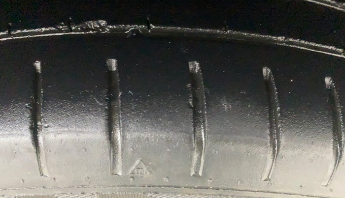 2022 Maruti Baleno ALPHA 1.2 AGS, Petrol, Automatic, 51,234 km, Left Rear Tyre Tread