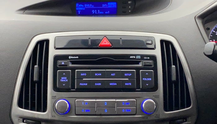 2014 Hyundai i20 SPORTZ 1.2, Petrol, Manual, 55,836 km, Infotainment System