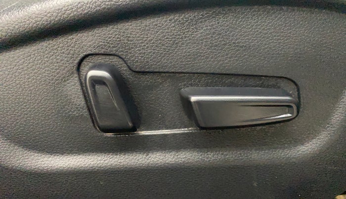 2019 KIA SELTOS GTX PLUS AT 1.5 DIESEL, Diesel, Automatic, 84,476 km, Driver Side Adjustment Panel