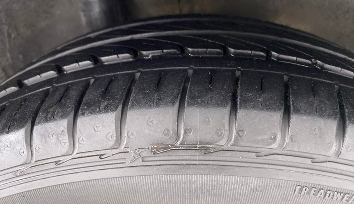 2012 Honda City S MT PETROL, Petrol, Manual, 84,345 km, Right Rear Tyre Tread