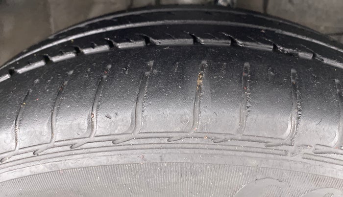 2012 Honda City S MT PETROL, Petrol, Manual, 84,345 km, Right Front Tyre Tread