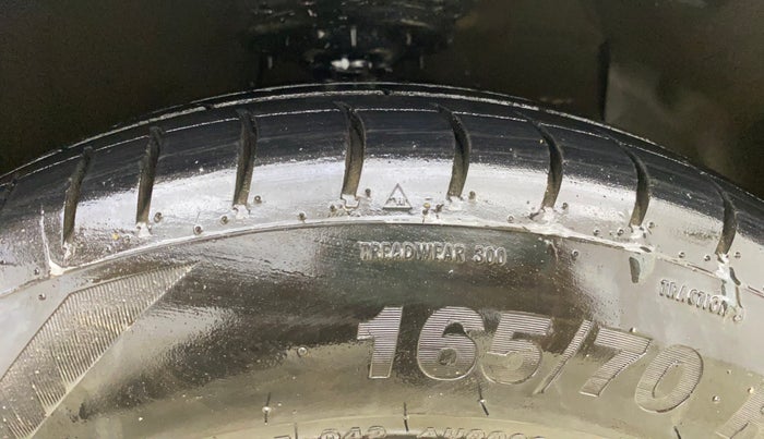 2014 Hyundai Xcent S 1.2, Petrol, Manual, 1,33,901 km, Right Front Tyre Tread