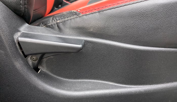 2016 Tata Tiago XT PETROL, Petrol, Manual, 53,445 km, Driver Side Adjustment Panel