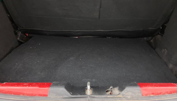 2016 Tata Tiago XT PETROL, Petrol, Manual, 53,445 km, Boot Inside