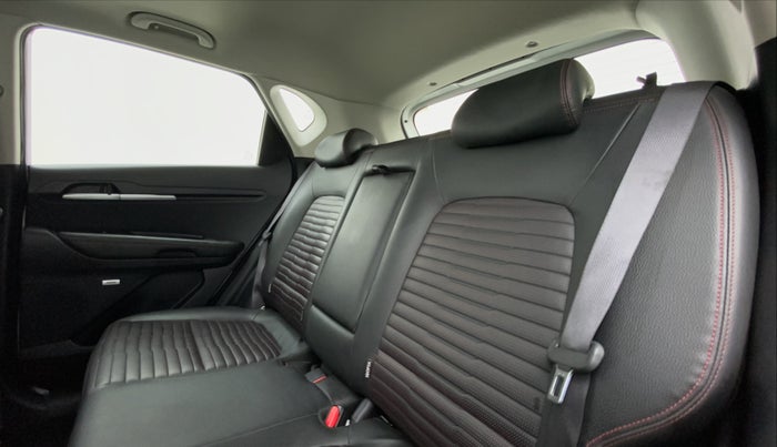 2020 KIA SONET GTX PLUS DCT 1.0, Petrol, Automatic, 10,128 km, Right Side Rear Door Cabin
