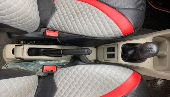 2019 Maruti Alto LXI, Petrol, Manual, 32,916 km, Gear Lever