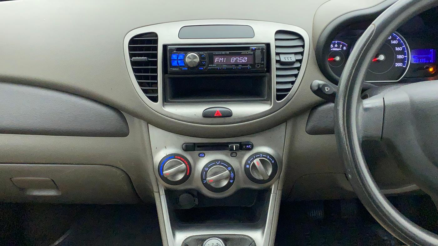 2013 Hyundai i10 MAGNA 1.2 KAPPA2, Petrol, Manual, 63,188 km, Air Conditioner
