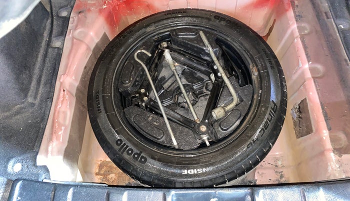 2018 Tata NEXON XM PETROL, Petrol, Manual, 1,29,921 km, Spare Tyre