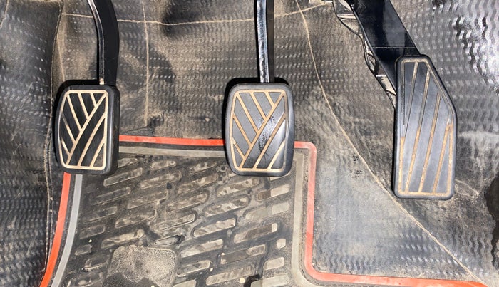 2022 Maruti S PRESSO VXI (O) CNG, CNG, Manual, 61,418 km, Pedals