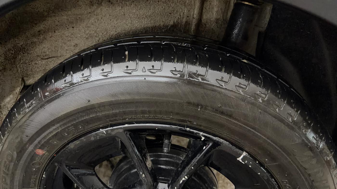 2020 Maruti IGNIS ZETA 1.2 AMT, Petrol, Automatic, 14,277 km, Left Rear Tyre Tread