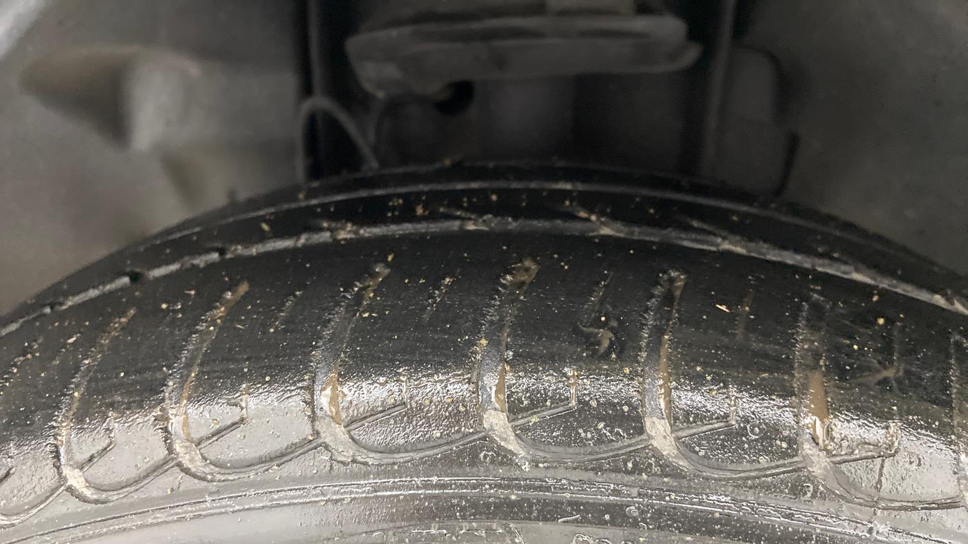 2017 Tata Tiago XZA PETROL, Petrol, Automatic, 50,956 km, Left Front Tyre Tread