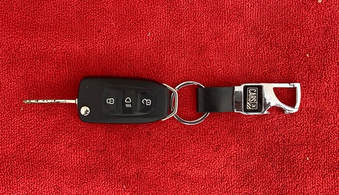 2017 Tata Tiago XZA PETROL, Petrol, Automatic, 50,956 km, Key Close Up