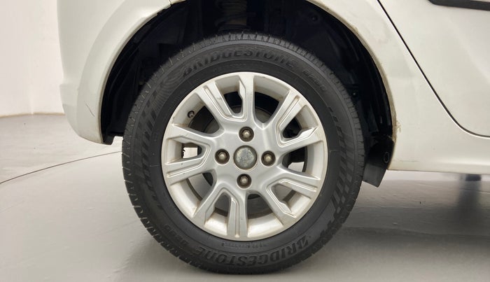 2017 Tata Tiago XZA PETROL, Petrol, Automatic, 50,956 km, Right Rear Wheel