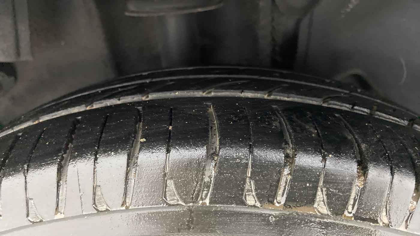 2017 Tata Tiago XZA PETROL, Petrol, Automatic, 50,956 km, Right Rear Tyre Tread