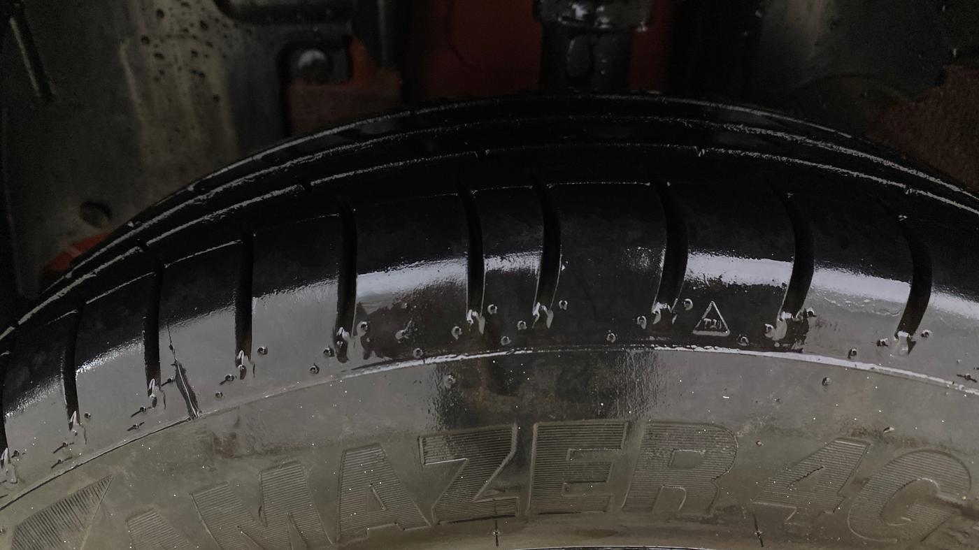 2016 Renault Kwid RXL, Petrol, Manual, 77,315 km, Left Front Tyre Tread