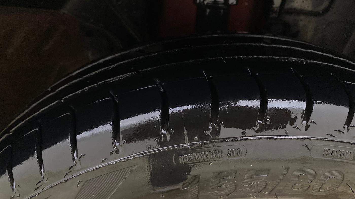 2016 Renault Kwid RXL, Petrol, Manual, 77,315 km, Right Front Tyre Tread