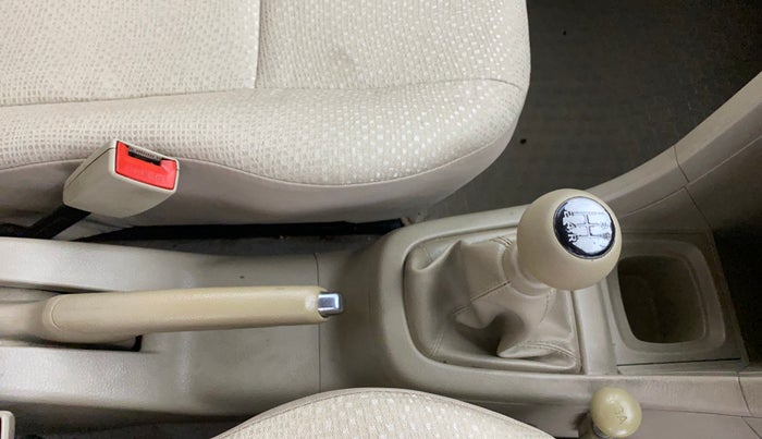 2014 Maruti Swift Dzire VXI, Petrol, Manual, 50,992 km, Gear Lever