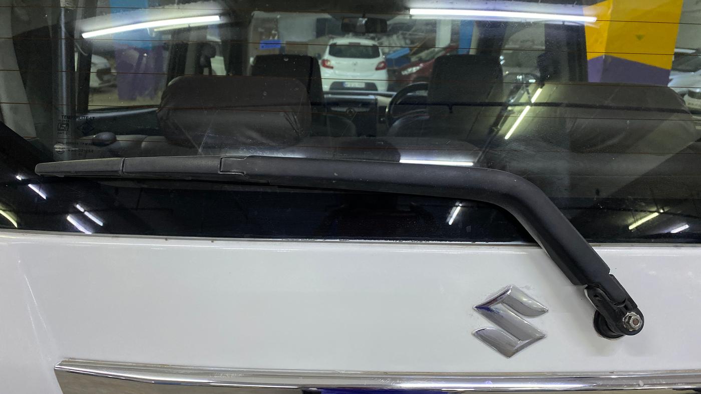 2018 Maruti Wagon R 1.0 VXI+, Petrol, Manual, 80,193 km, Rear Wiper