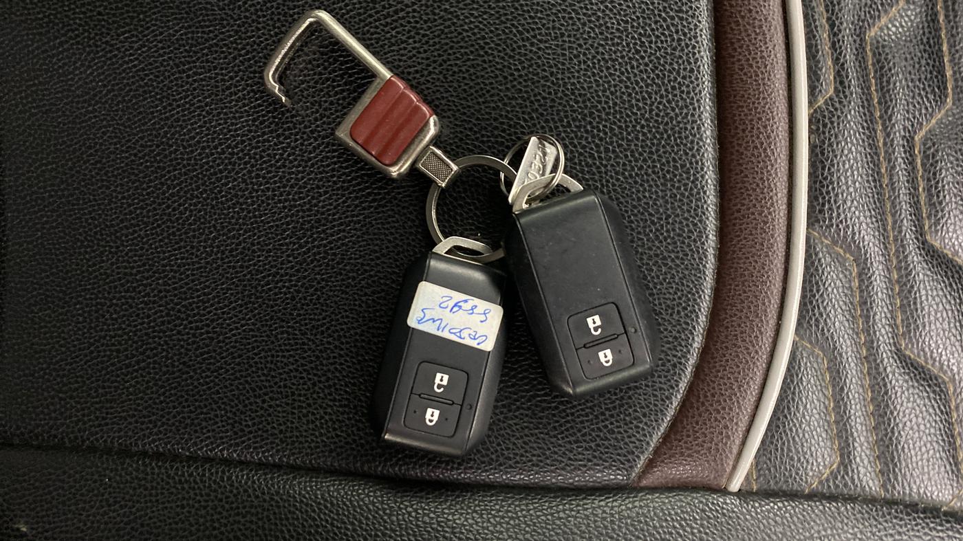 2024 Maruti Grand Vitara ZETA CNG, CNG, Manual, 70,011 km, Key Close Up