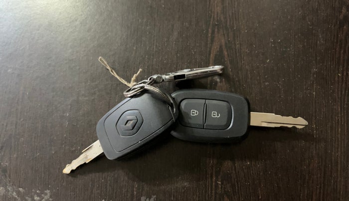 2016 Renault Kwid RXT 0.8, Petrol, Manual, 55,885 km, Key Close Up