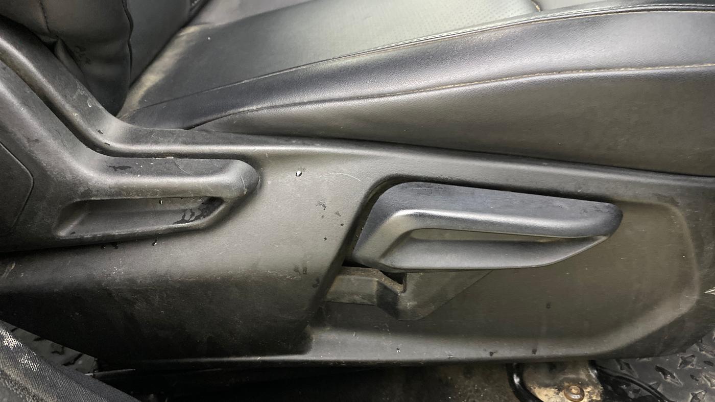 2021 Tata NEXON XZ PLUS PETROL DARK EDITION, Petrol, Manual, 77,428 km, Driver Side Adjustment Panel