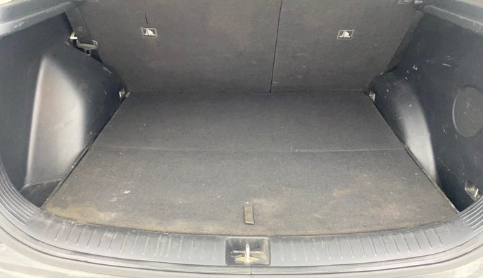 2020 KIA SELTOS GTX PLUS DCT 1.4 PETROL, Petrol, Automatic, 80,297 km, Boot Inside