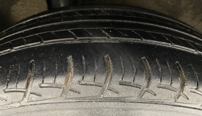 2018 Maruti Baleno DELTA 1.2 K12, Petrol, Manual, 58,667 km, Right Rear Tyre Tread