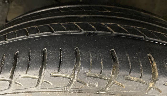 2018 Maruti Baleno DELTA 1.2 K12, Petrol, Manual, 58,667 km, Left Front Tyre Tread