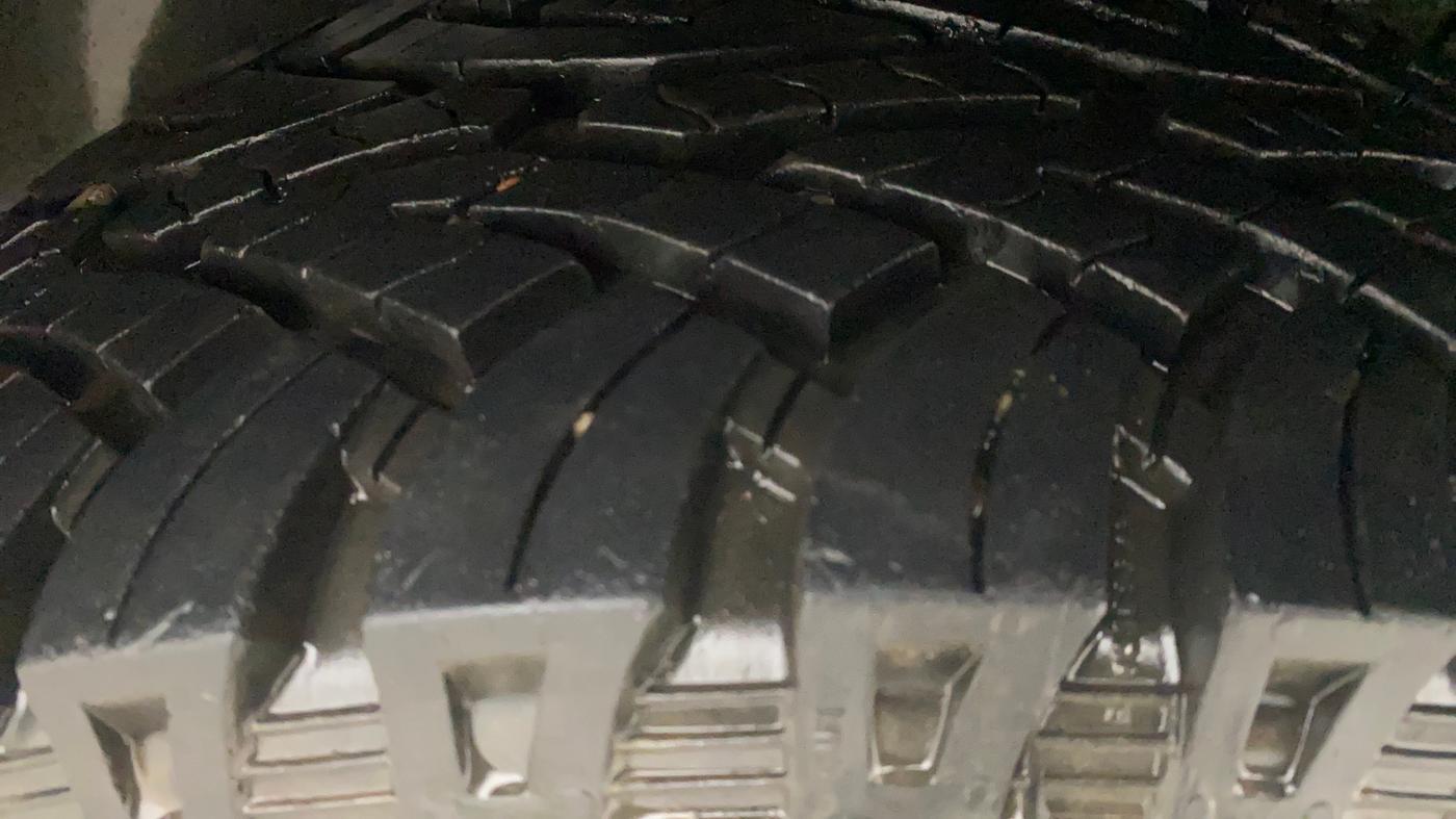 2019 Nissan Kicks XL 1.5, Petrol, Manual, 44,745 km, Left Rear Tyre Tread