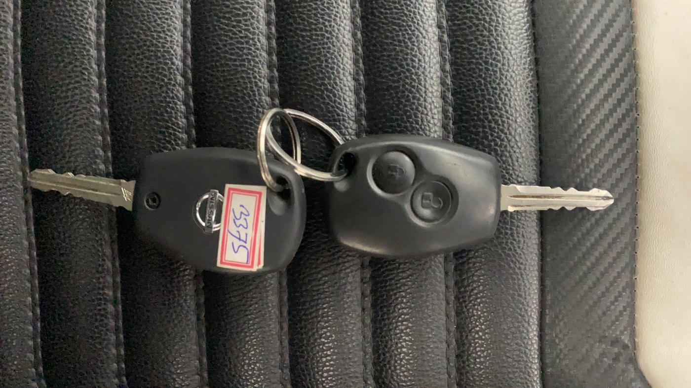 2019 Nissan Kicks XL 1.5, Petrol, Manual, 44,745 km, Key Close Up
