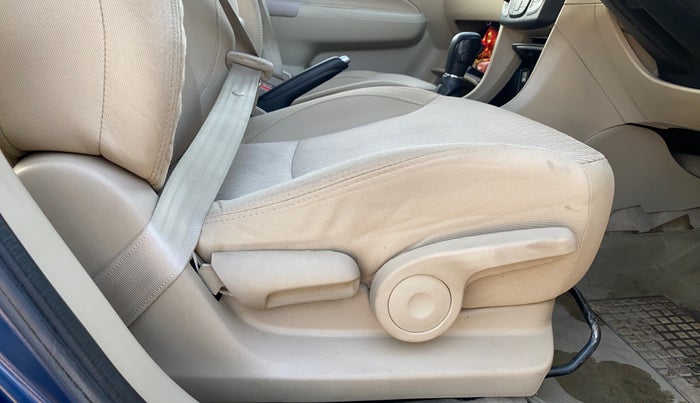 2021 Maruti Ciaz DELTA AT 1.5 SHVS PETROL, Petrol, Automatic, 54,986 km, Driver Side Adjustment Panel